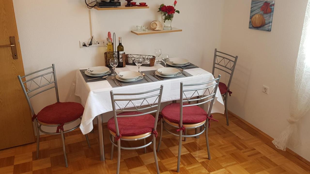 Apartmani Villa Lilliana Tribalj Buitenkant foto