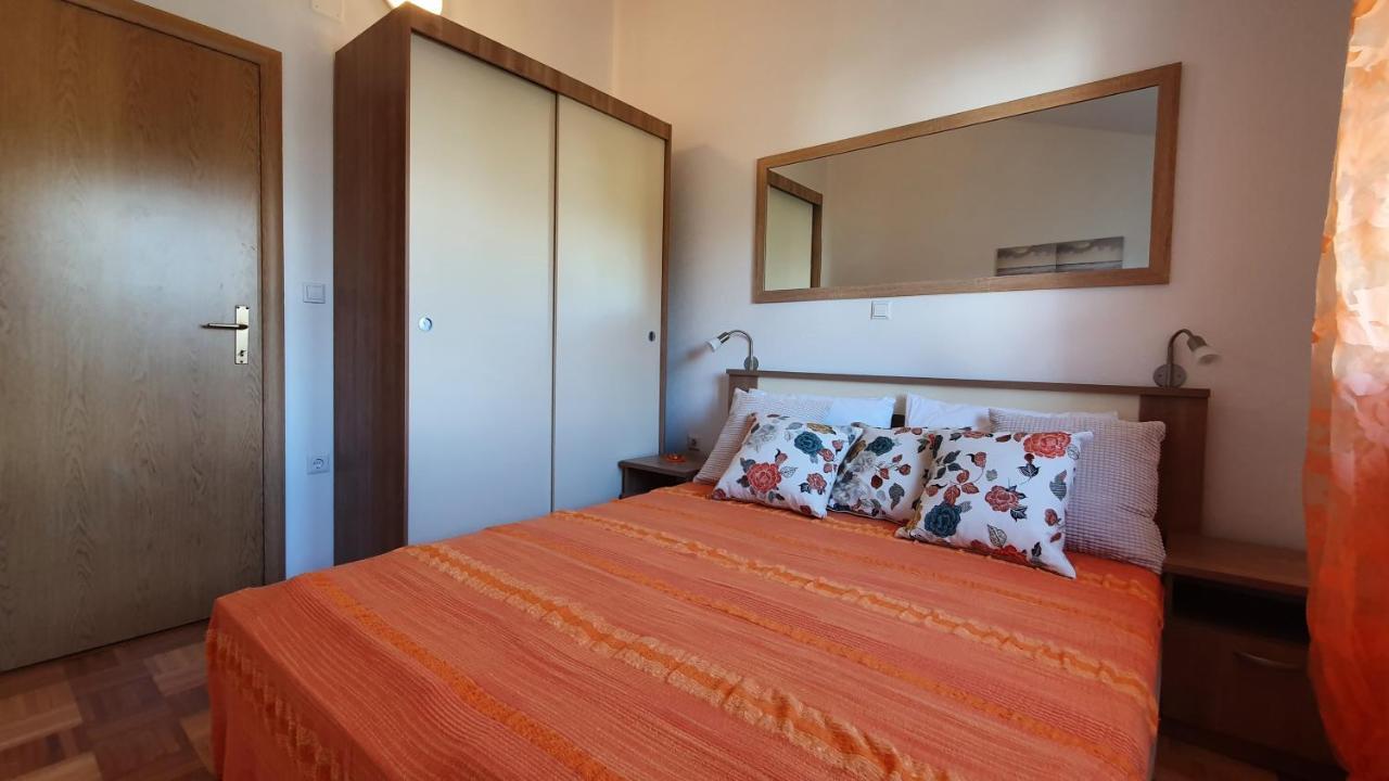 Apartmani Villa Lilliana Tribalj Buitenkant foto