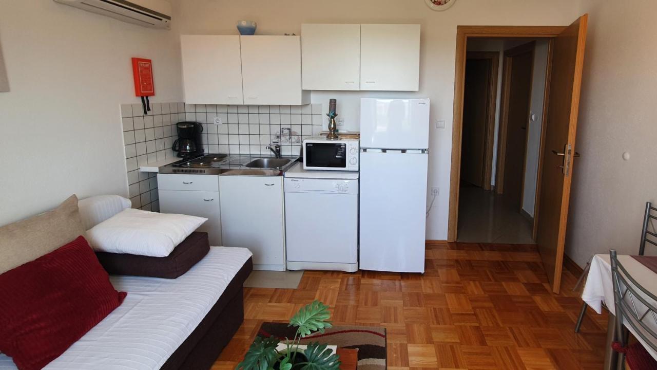 Apartmani Villa Lilliana Tribalj Buitenkant foto