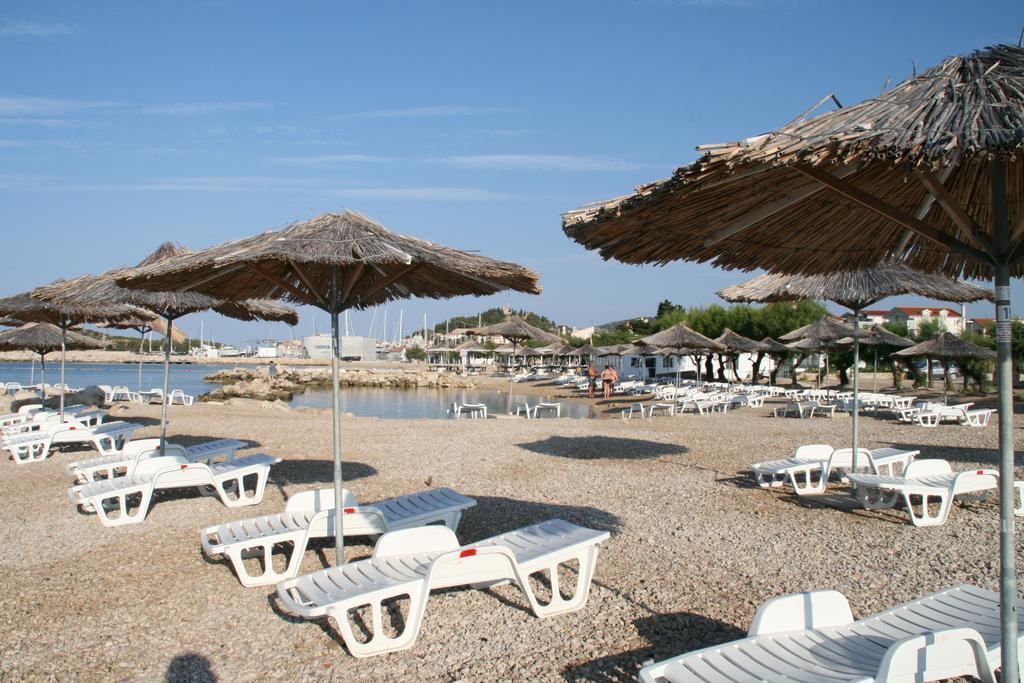 Apartmani Villa Lilliana Tribalj Buitenkant foto